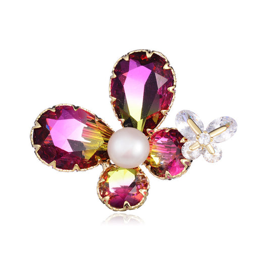 Exquisite Pearl Petal Brooch