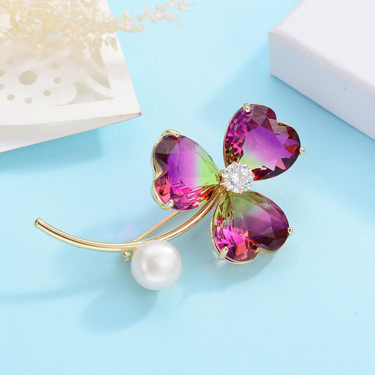 Exquisite Pearl Petal Brooch