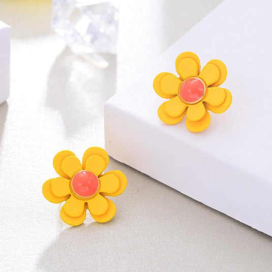 Fresh Yellow Flower Stud Earrings