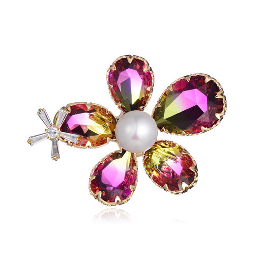 Exquisite Pearl Petal Brooch