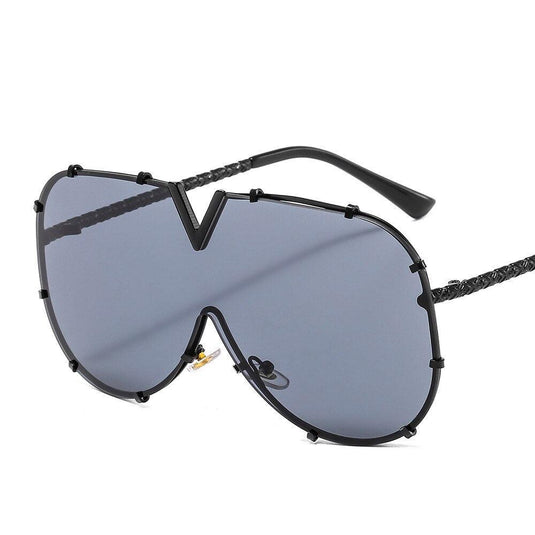 Modern Oversized Square Sunglasses - UV400 Eyewear