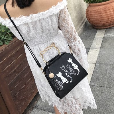 Cat Handle Shape Shoulder Bag